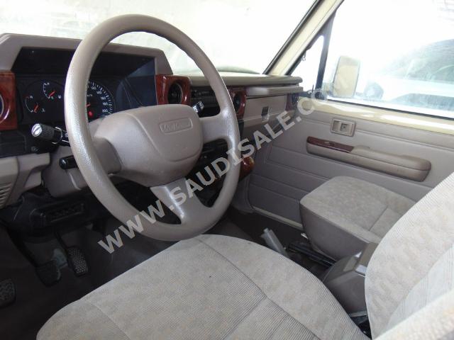 2009 Toyota Land Cruiser