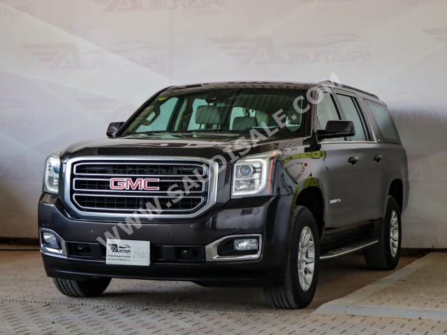 2017 جي ام سي يوكون اس ال اي