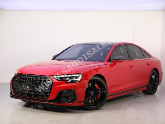 2023 Audi S8