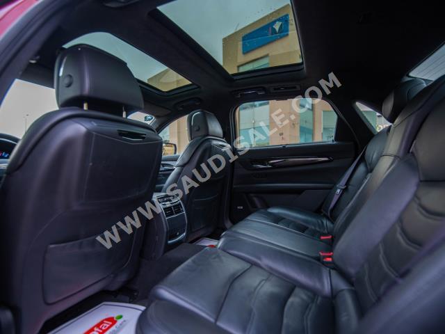 2017 كاديلاك سي تي 6