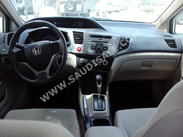 2012 هوندا سيفيك