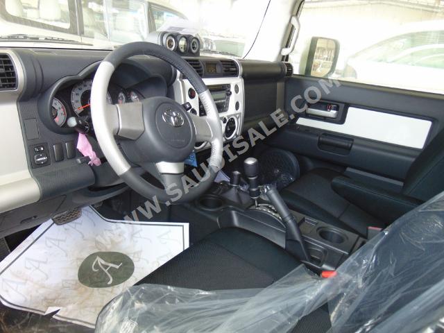 2015 Toyota FJ Cruiser 2