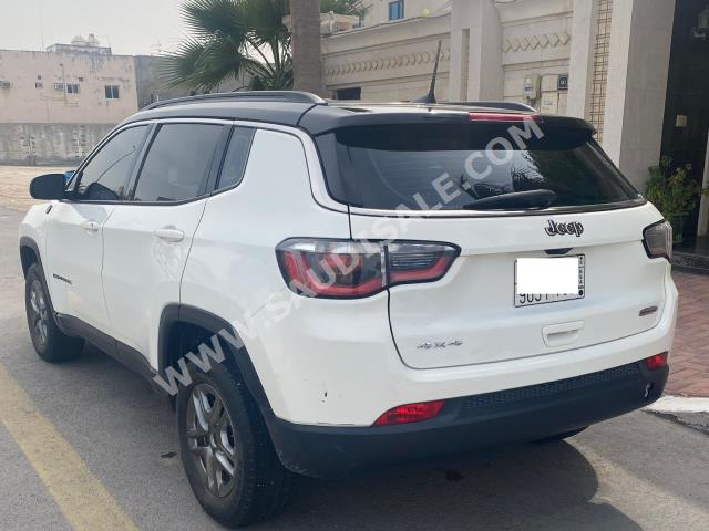 2019 جييب كومباس