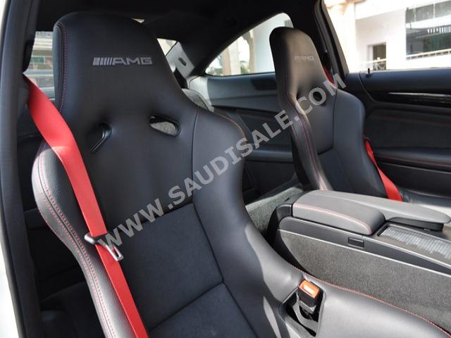 2012 Mercedes-Benz C 63 AMG