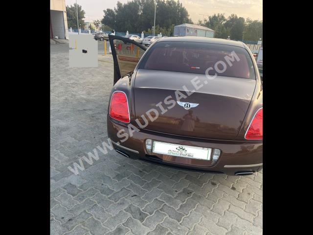 2013 بنتلي كونتيننتل فلاينج سبير