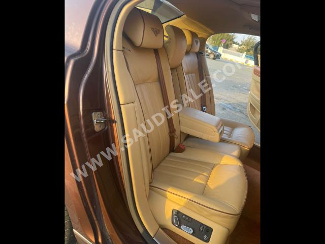 2013 بنتلي كونتيننتل فلاينج سبير