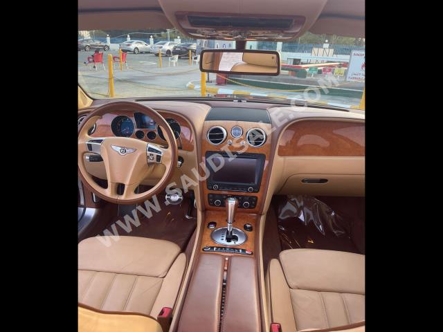 2013 بنتلي كونتيننتل فلاينج سبير