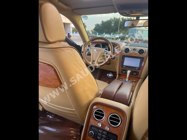 2013 بنتلي كونتيننتل فلاينج سبير