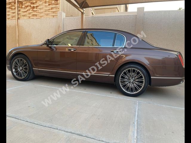 2013 بنتلي كونتيننتل فلاينج سبير