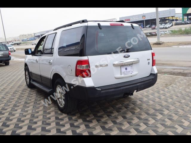 2013 فورد اكسبيديشن اي ال