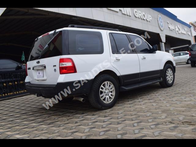 2013 فورد اكسبيديشن اي ال