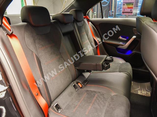 2023 مرسيدس - بنز أي 35