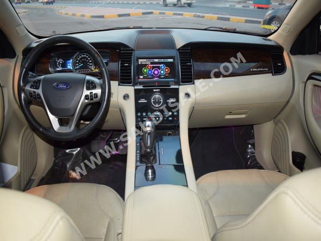 2014 فورد توروس ليمتد