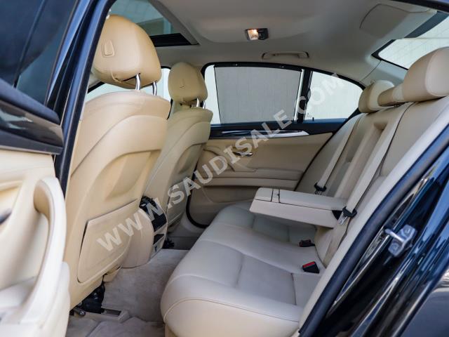 2016 بي ام دبليو الفئة الخامسة 520 أي