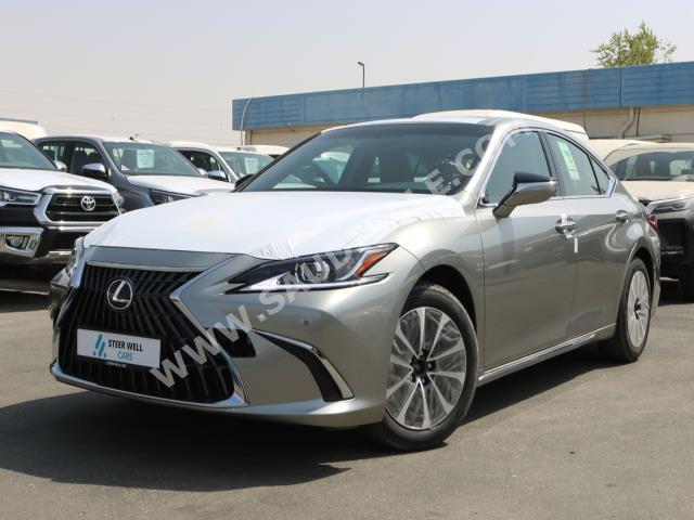 2022 لكزس إي إس 350