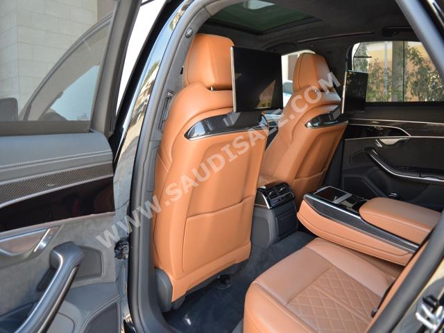 2022 اودي اس 8