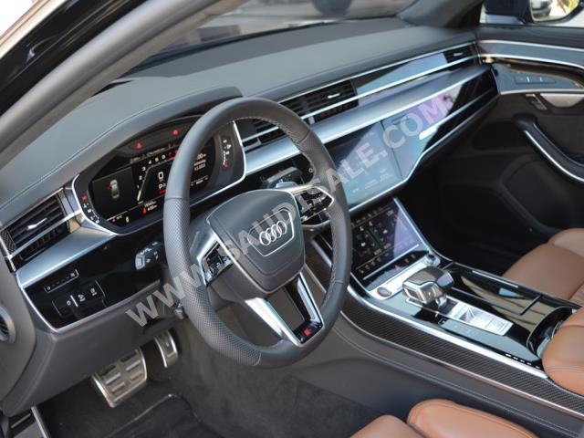 2022 اودي اس 8