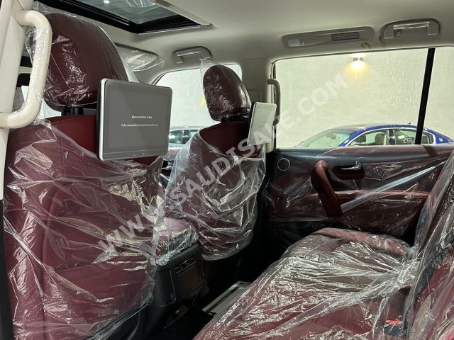 2022 Nissan Patrol Platinum