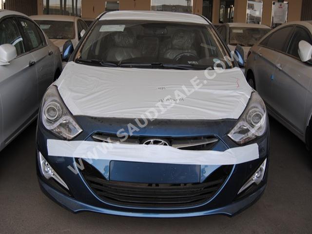 2015 هيونداي اي 40