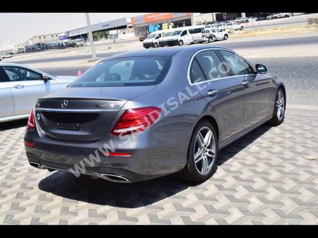 2018 مرسيدس - بنز إي 300 أي إم جي