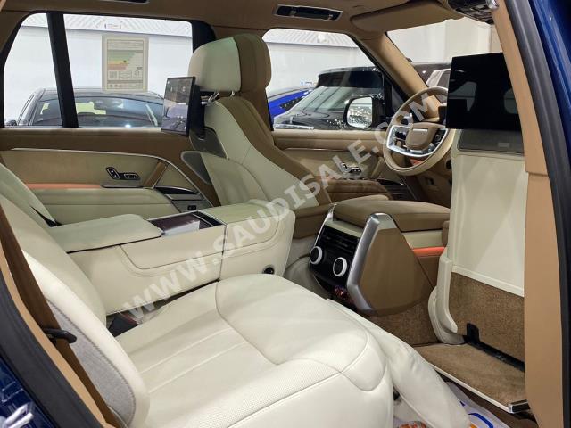 2023 لاند روفر رينج روفر اس في اوتوبيوغرافي