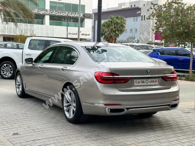 2019 بي ام دبليو الفئة السابعة 740 إل أي