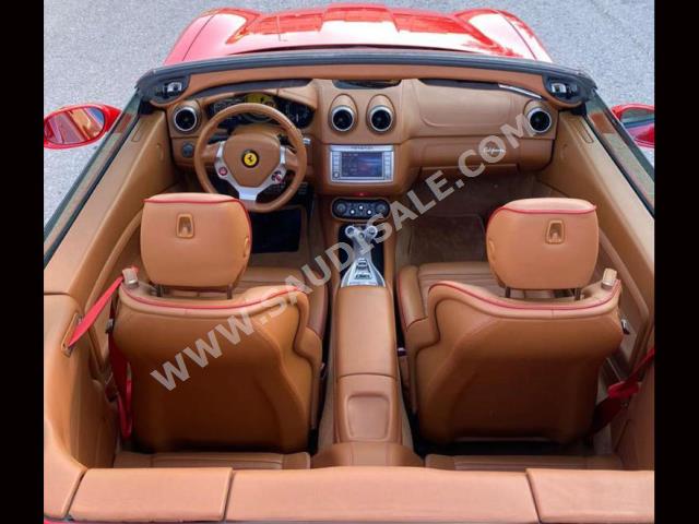 2013 فيراري كــاليفورنيا اف 1