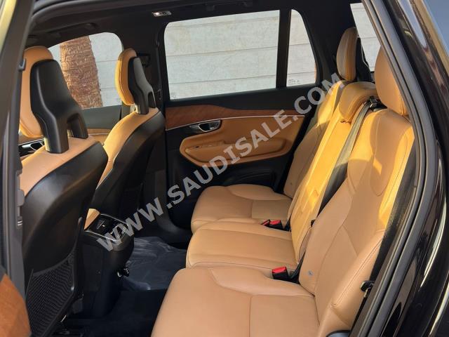 2018 فولفو اكس سي 90