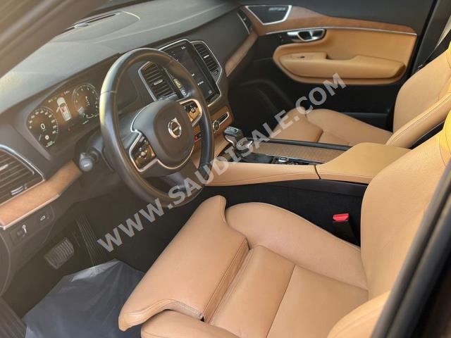 2018 فولفو اكس سي 90