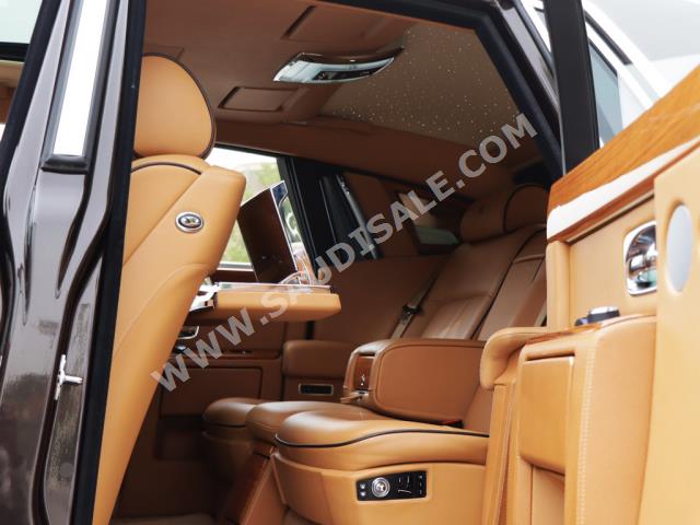 2016 رولز رويس فانتوم