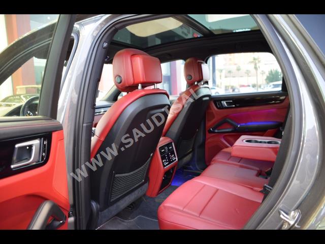 2019 بورش كايين