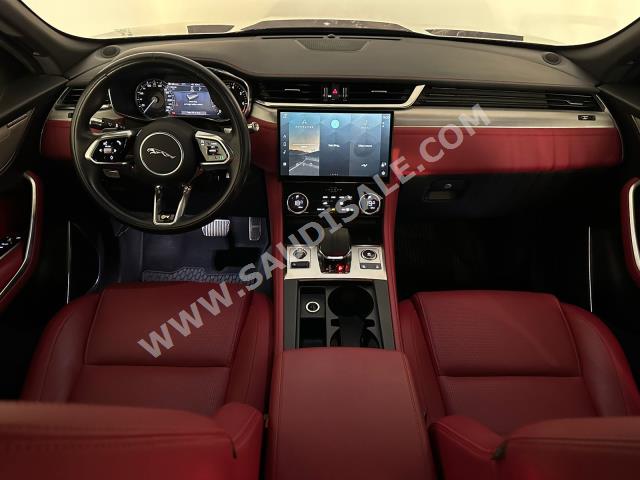 2022 جاكوار اف-بيس ار دايناميك