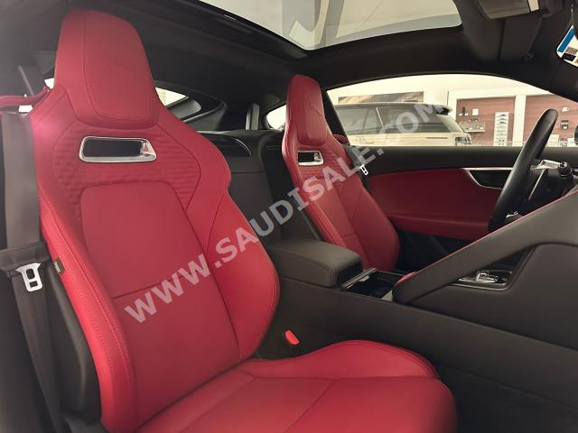 2023 جاكوار اف-تايب ار