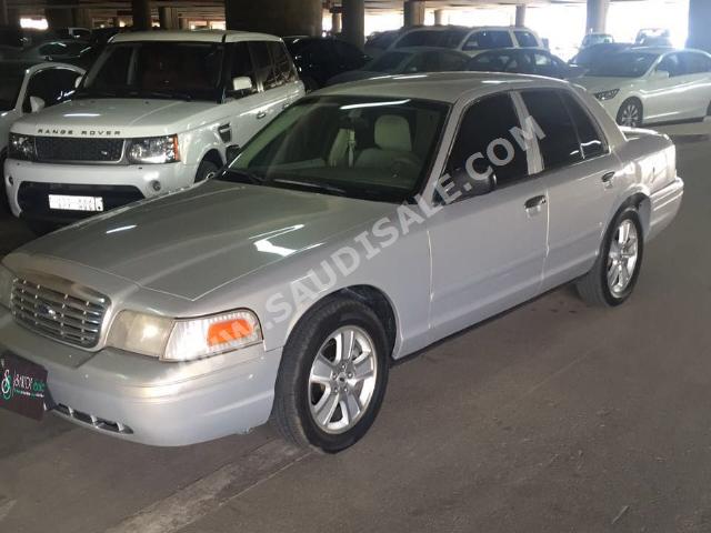 2008 فورد كراون فكتوريا