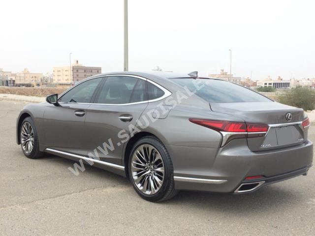 2018 Lexus LS 500