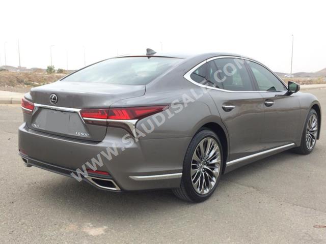 2018 Lexus LS 500
