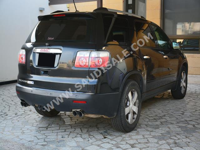 2010 GMC Acadia