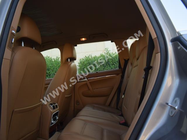 2004 Porsche Cayenne S
