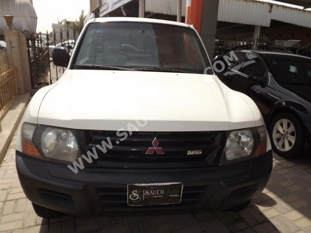 2002 متسوبيشي باجيرو