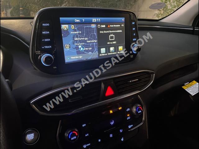 2019 هيونداي سانتا في