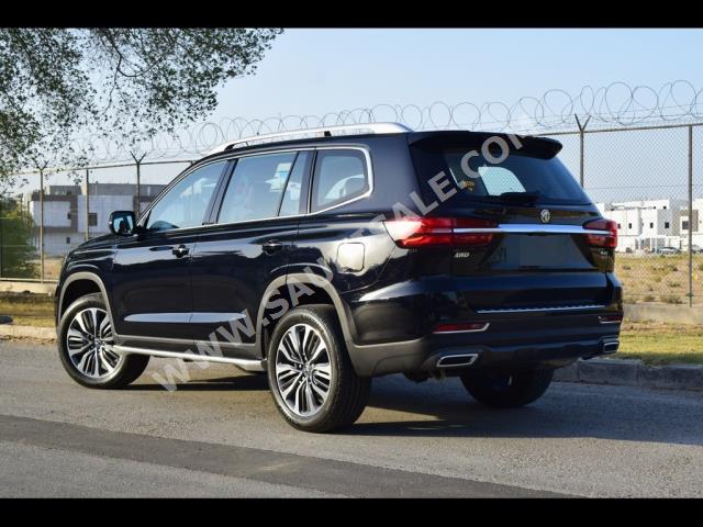 2022 ام جي ار اكس 8