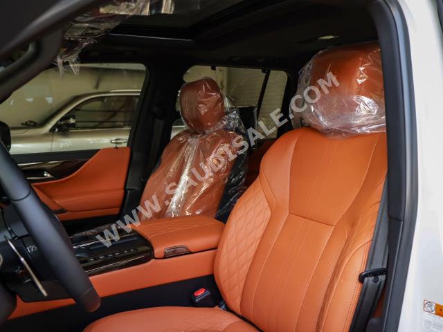 2023 لكزس إل إكس 600 vip بلاك بكج