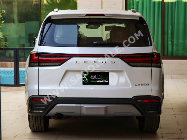 2023 لكزس إل إكس 600 vip بلاك بكج