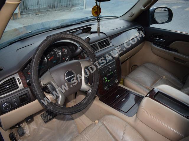 2008 GMC Yukon Denali XL