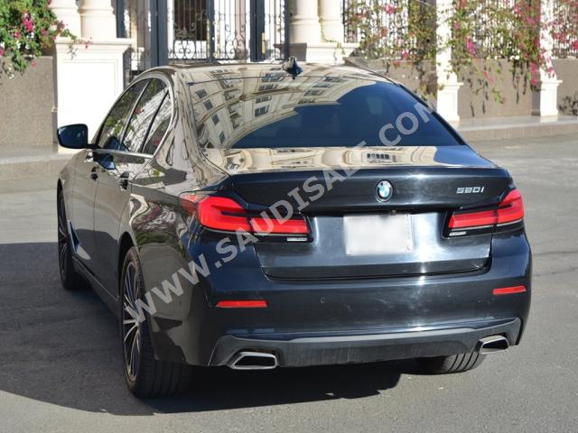 2021 بي ام دبليو الفئة الخامسة 520 أي