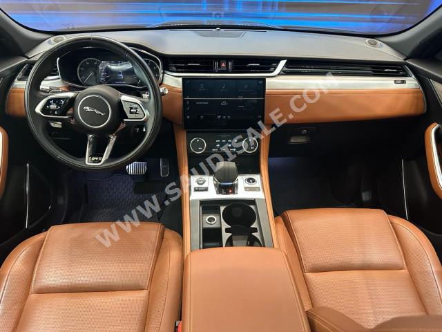 2022 جاكوار اف-بيس ار دايناميك