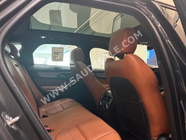 2022 جاكوار اف-بيس ار دايناميك