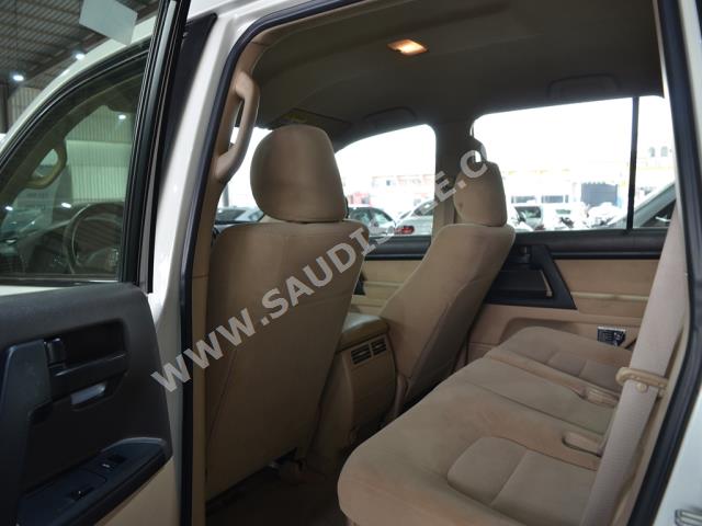 2015 Toyota Land Cruiser GX