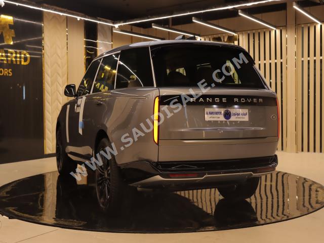 2023 لاند روفر رينج روفر اتش اس اي