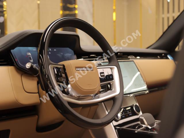 2023 لاند روفر رينج روفر اتش اس اي